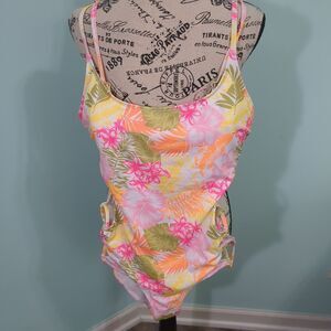 Hurley Swimwear Womens Large One Piece Floral Bathing Suit xl extra large